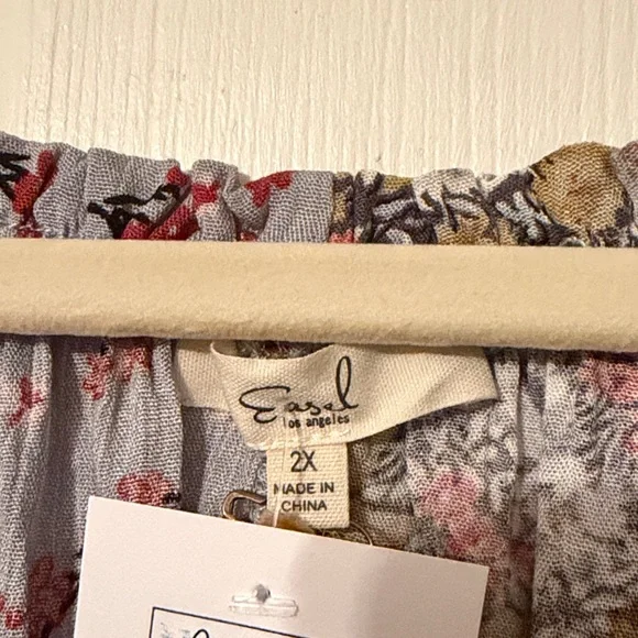 Easel Multicolor Floral Patchwork Blouse - Picture 2 of 6